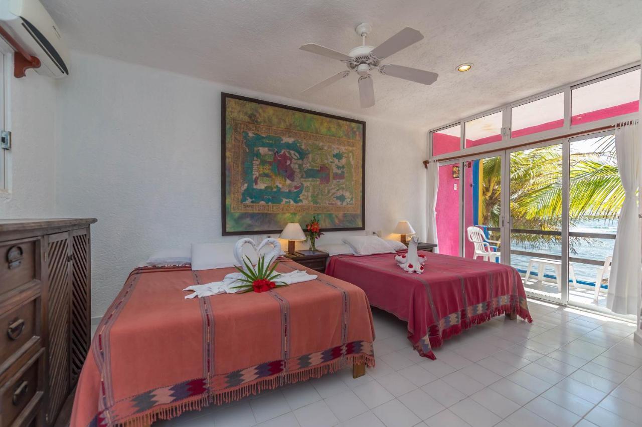 Del Sol Beachfront Акумал Екстериор снимка